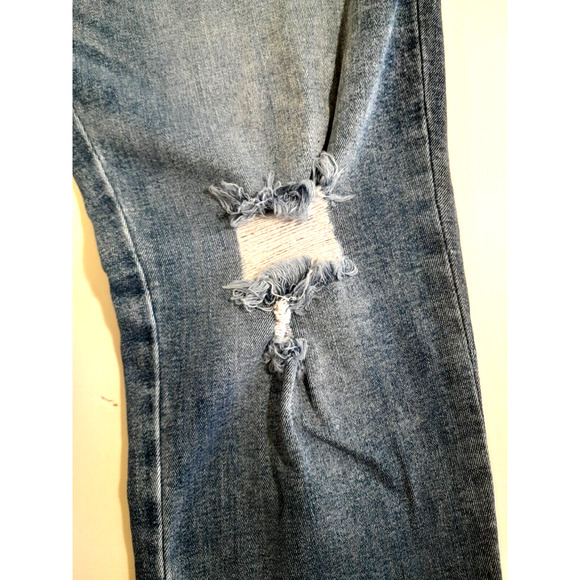 Nova Mens Distressed Ripped Jeans 42 X 32 Rose Embroidered RARE NWT 1085 - Picture 8 of 16